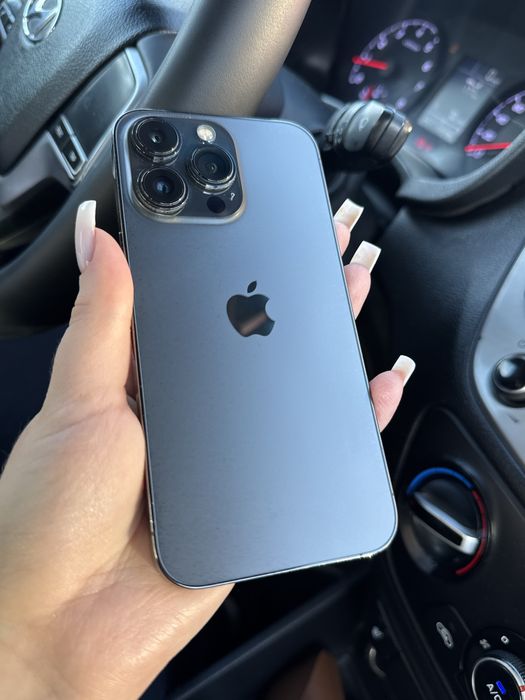 Продам Айфон 13pro