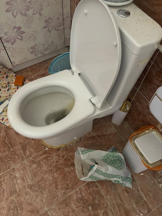 Унитаз в хорошом состоянии