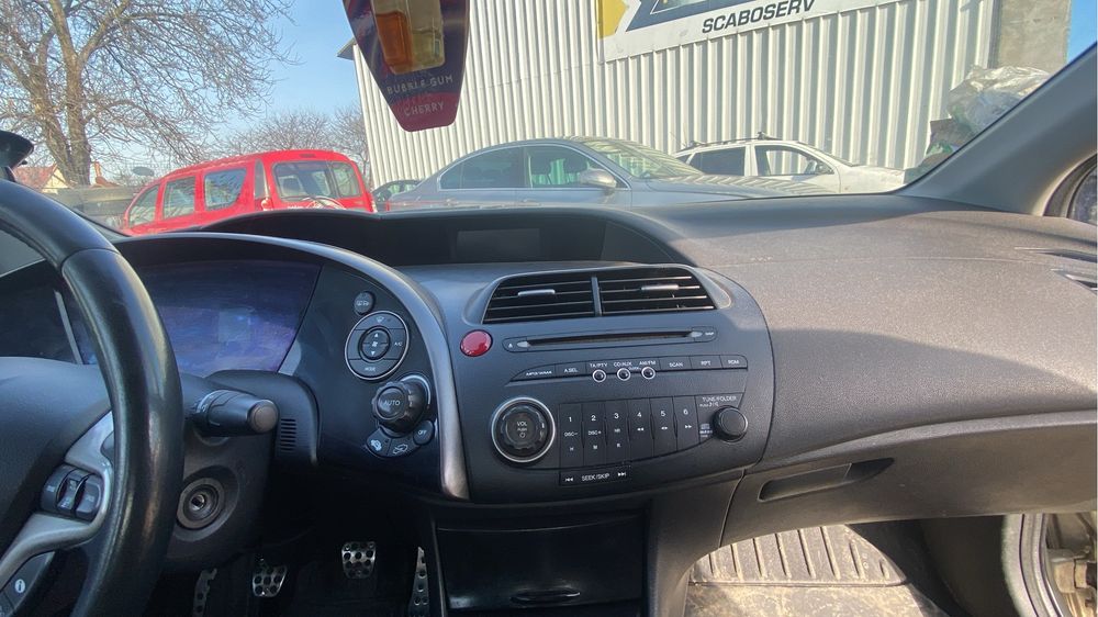 Radio Civic 8 Hatchback