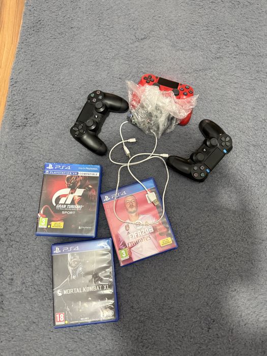 Playstation 4 ca nou