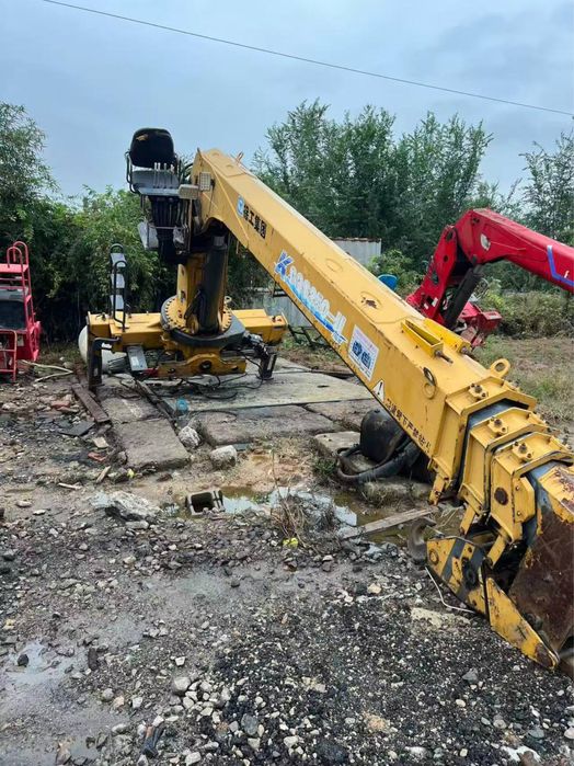 Манипулятор 10 тонналик идеал холатда