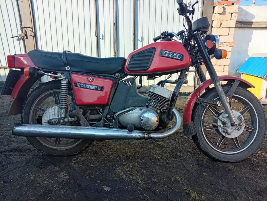 Продам мотоцикл иж.