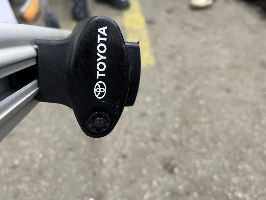 Багажник за кола. Напречни греди.ОРИГИНАЛНИ ЗА ТОЙОТА