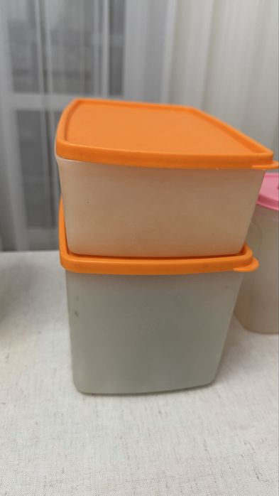 Контейнеры в холодильник от Tupperware б/у