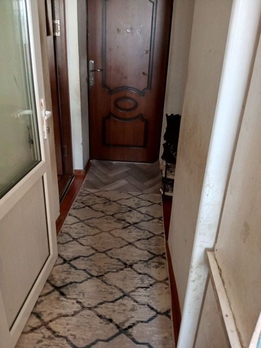 10микрараён 9 етажка 2 дом 8 етаж 2хонали дом сотилади ремонти касмет