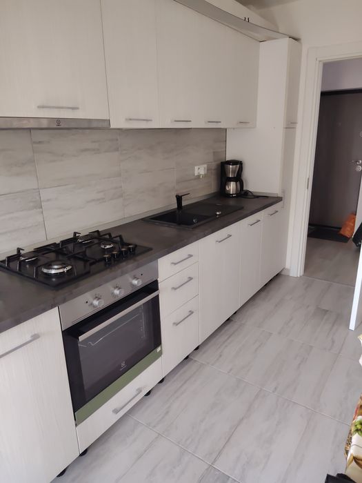 Închiriez apartament 2 camere