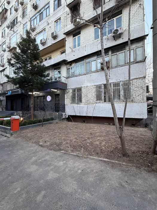 Срочно продаётся Квартира под офис Ойбек метро Ор-р: Савдогар Банк