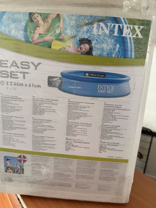 Бассейн новый не пользовались