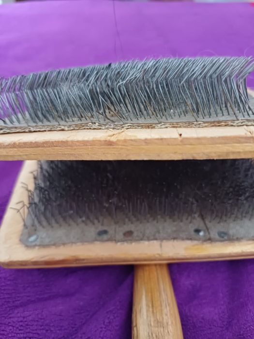 Расческа металлическая