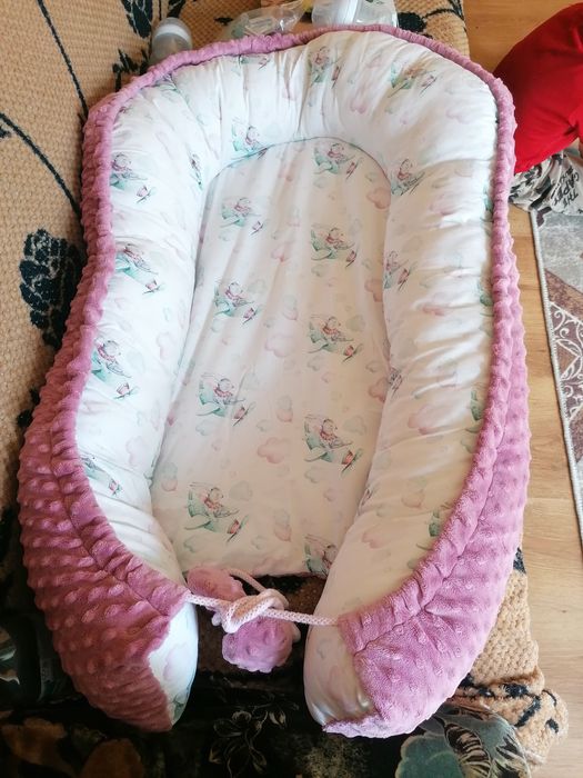 Vând landou fetita și biberoane Philips avent 125 și 2 suzete