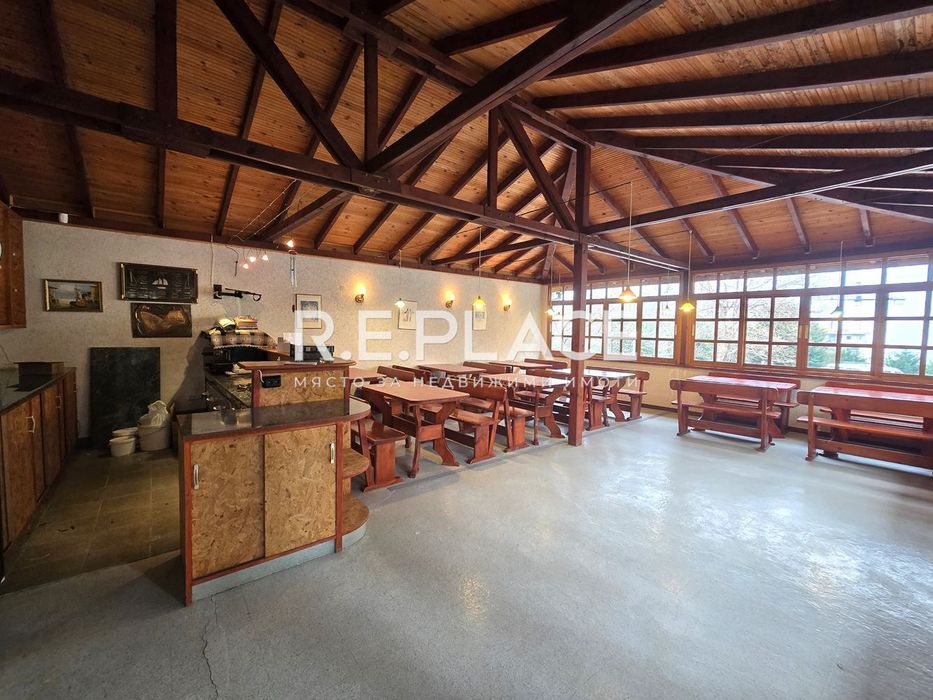 Хотел в Варна, област-м-т Ален Мак площ 676 цена 950000