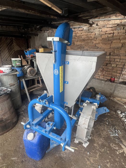 Картофосъдачка Graecus едноредова