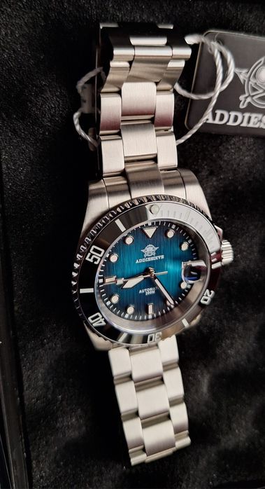 Nou! Ceas automatic, diver, mecanism Seiko.