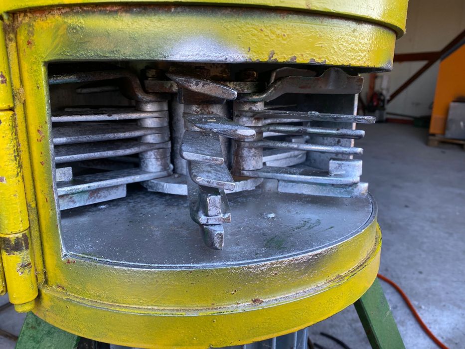 Moara trifazica cu 3 site