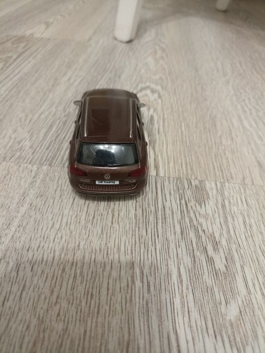 Моделькк вв туарег