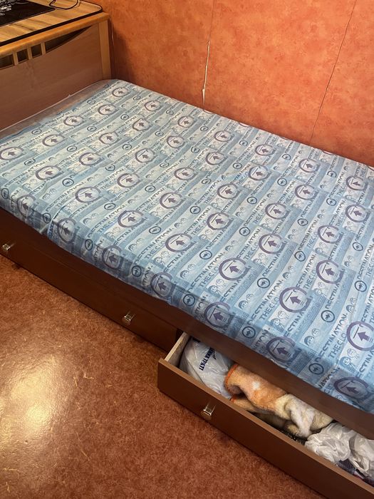 Кровать подростковая