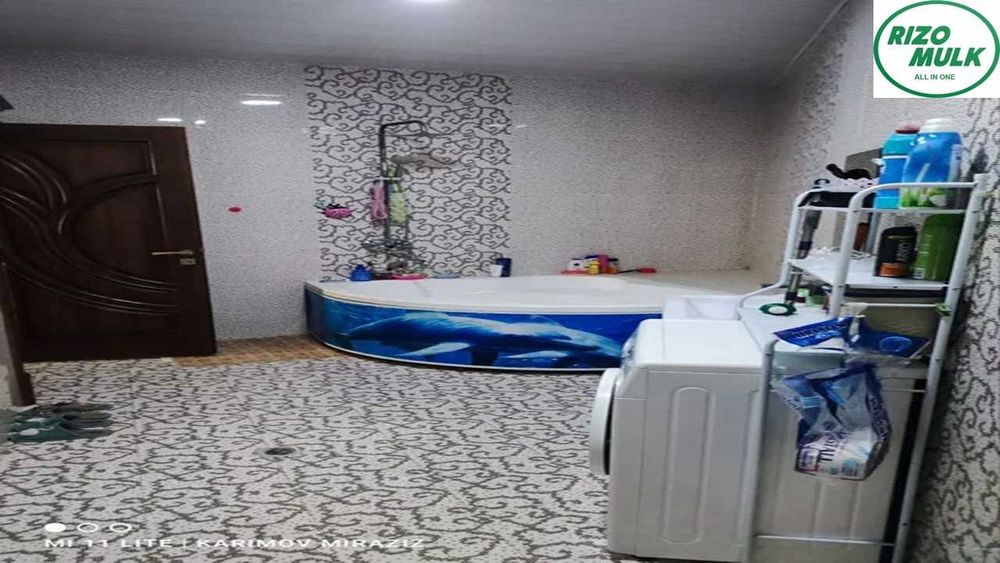 Назарбек Харакатда файзли ховли сотилади. NR494/162