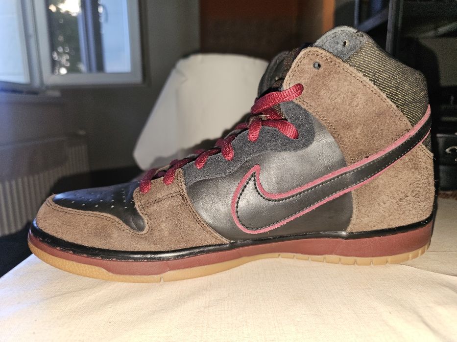 Nike SB Dunk High Slayer 
Brooklyn Projects Reign In Blood Slayer