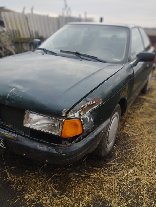 Продам машину AUDI 80