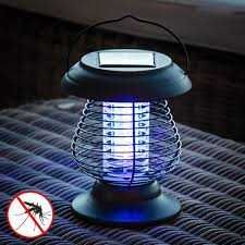 Соларен фенер против насекоми