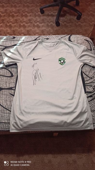 Оригинална подписана тениска Nike Лудогорец