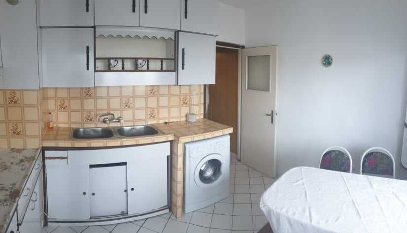 Дава се под наем Двустаен апартамент в Бургас, Братя Миладинови - 86 кв.м за 153 € - Снимка #2