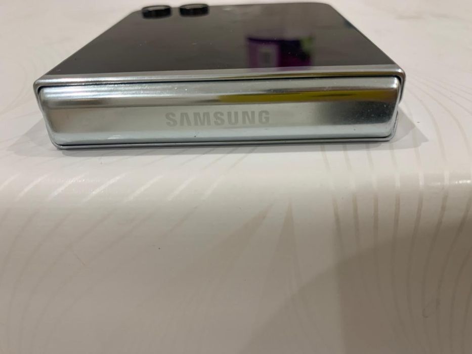 Samsung z flip 5