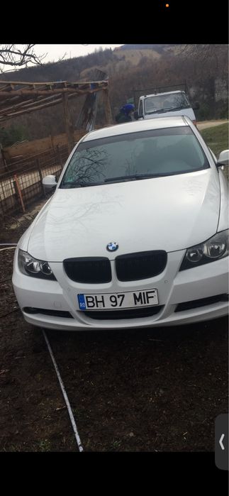 BMW E90 318 DIESEL , culoare ALB