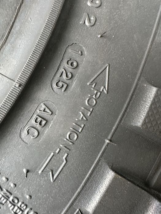 Продавам Нови гуми за кал Maxxis Mud Trepador 38.5 12.5 r16