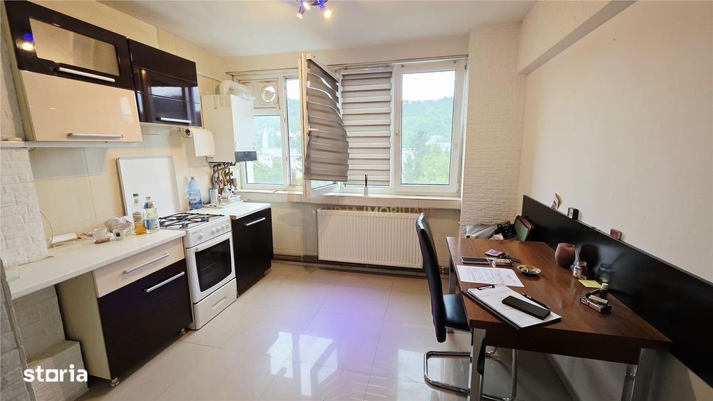 Apartament 3 Camere 70 Mp Grigorescu Zona  Policlinica Grigorescu