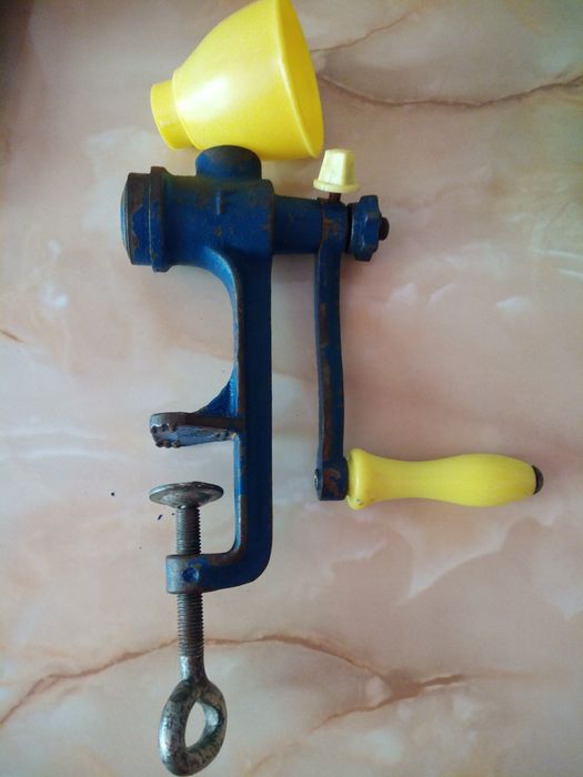 Mașină de măcinat piper