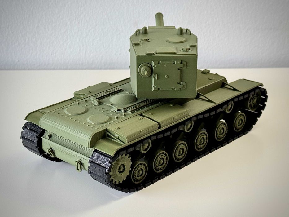 Модель тяжёлого танка КВ 2. Масштаб 1:35