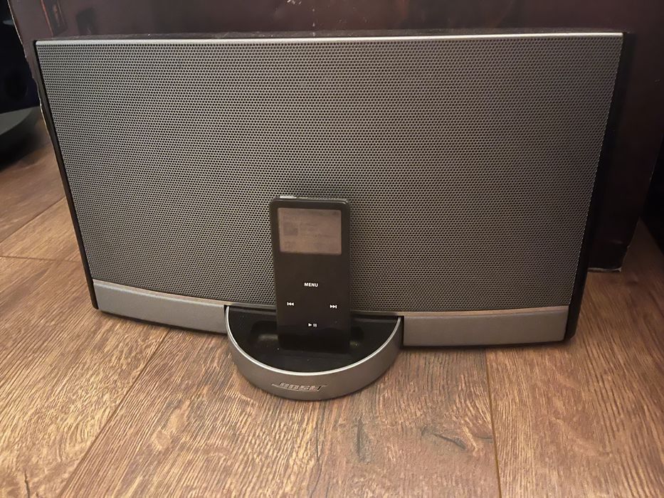 Bose SoundDock portable + iPod