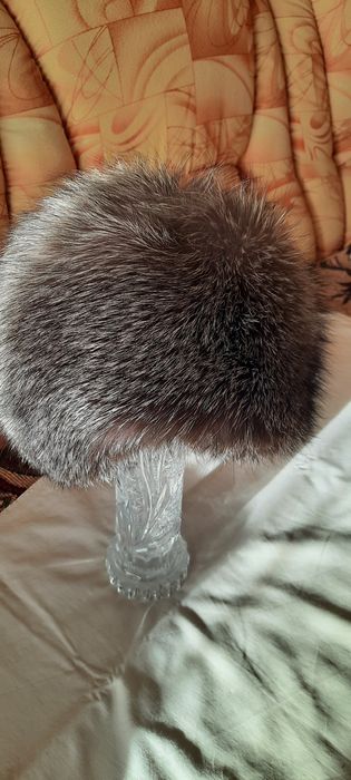 Женская зимняя шапка