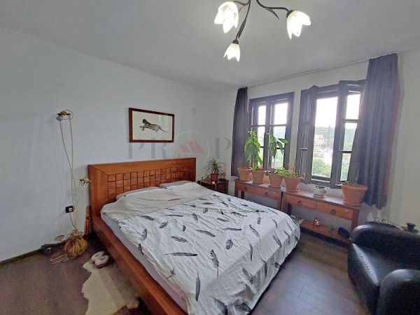 Продава се Къща в Велико Търново, Център - 120 кв.м за 2167 €/кв.м - Снимка #2
