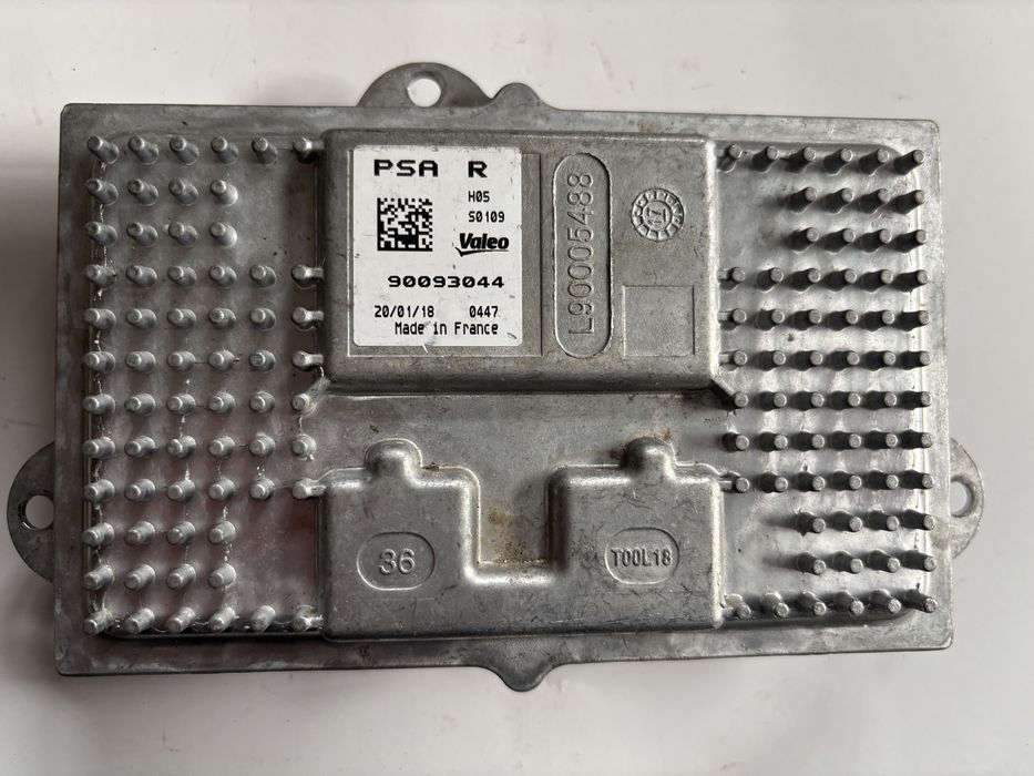 Баласт модул за фар на Пежо 3008 5008