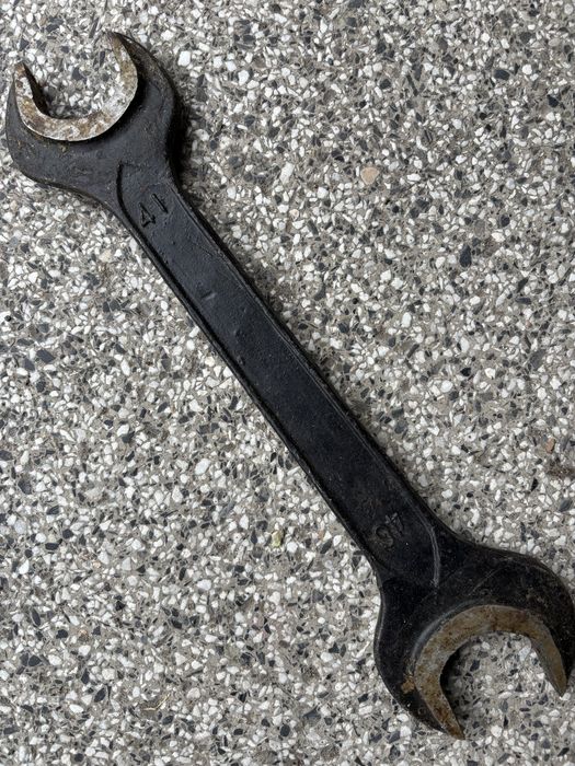 Гаечен ключ  41/46