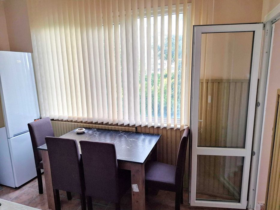 Дава се под наем Двустаен апартамент в София, Обеля 2 - 68 кв.м за 425 € - Снимка #2