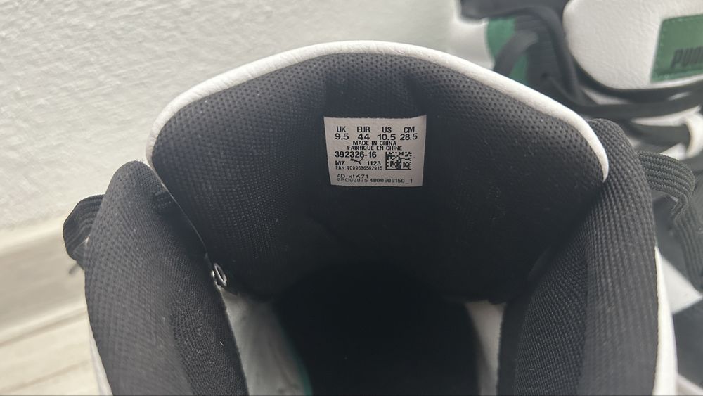 Sneakers Puma mid-cut mărimea 44 – stare foarte bună