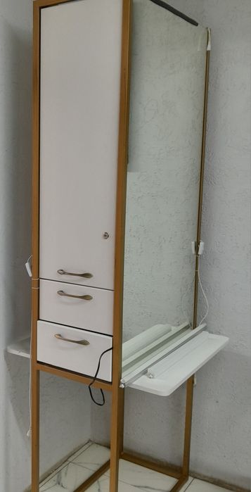 Парикмахерской оборудование