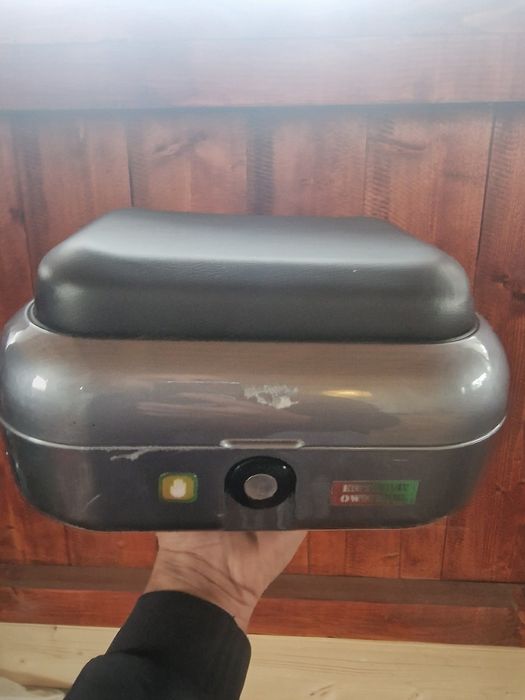 Cutie trotineta electrica