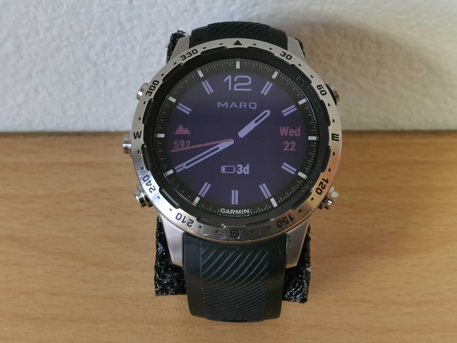 Garmin MARQ Expedition смарт часовник