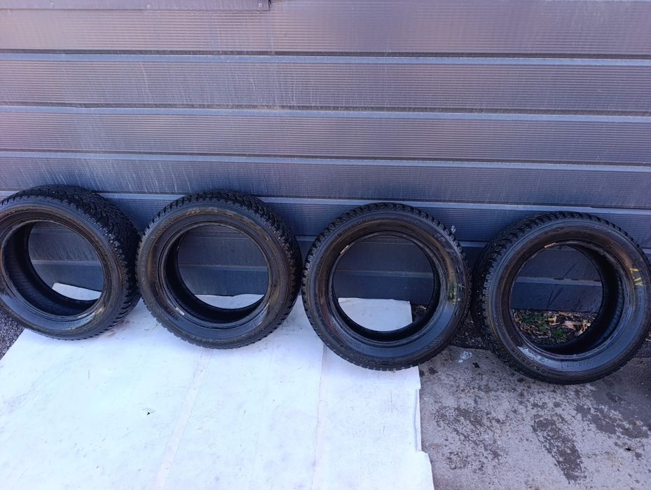 Резина зимняя MAXXIS