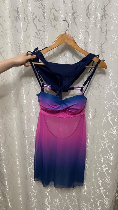 Продам купальный костюм