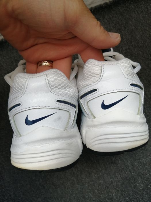 Adidași Nike marimea 38
