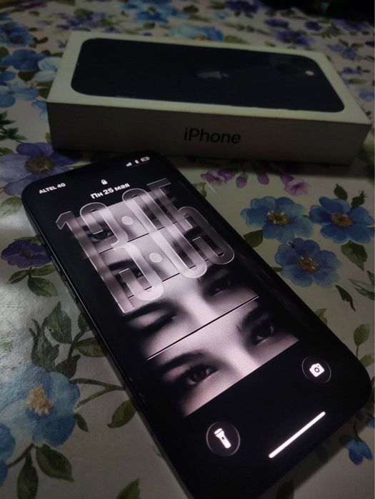 iPhone 13 с гарантией