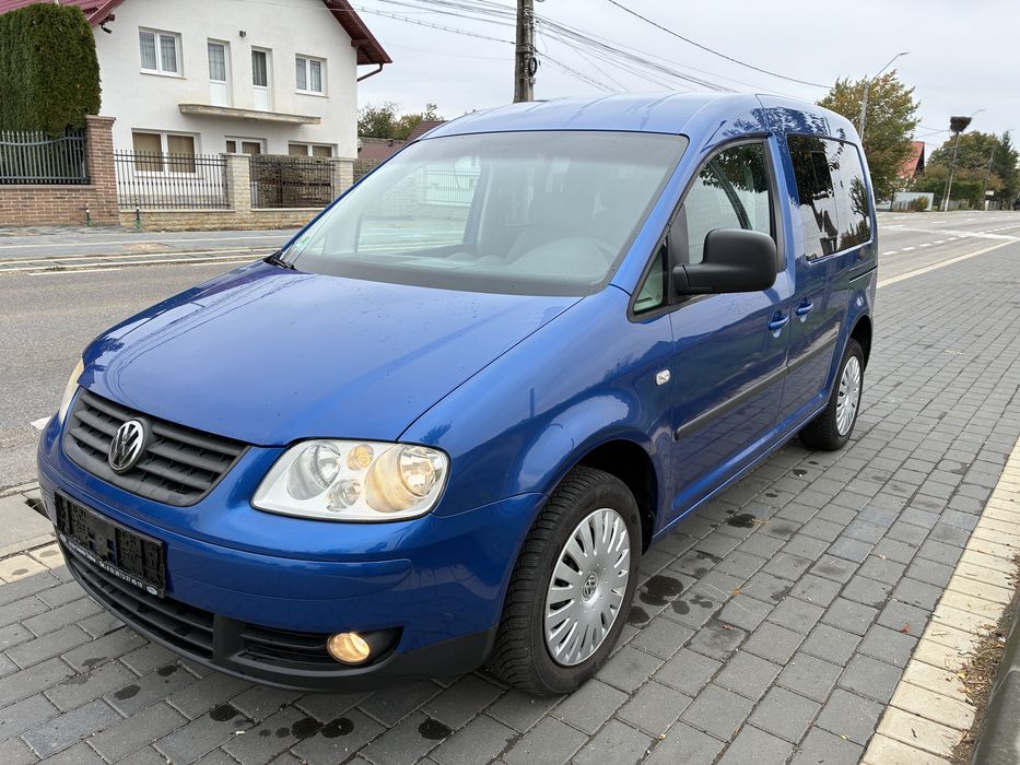 VOLKSWAGEN Caddy
