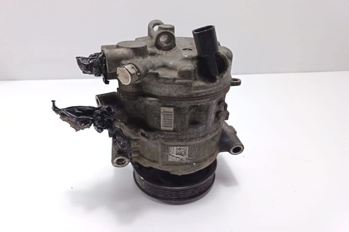 Compresor AC 5Q0820803 Volkswagen VW Golf a 7-a generatie