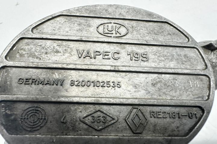 Pompa vacuum 8200102535 Renault Laguna a 2-a generatie seria