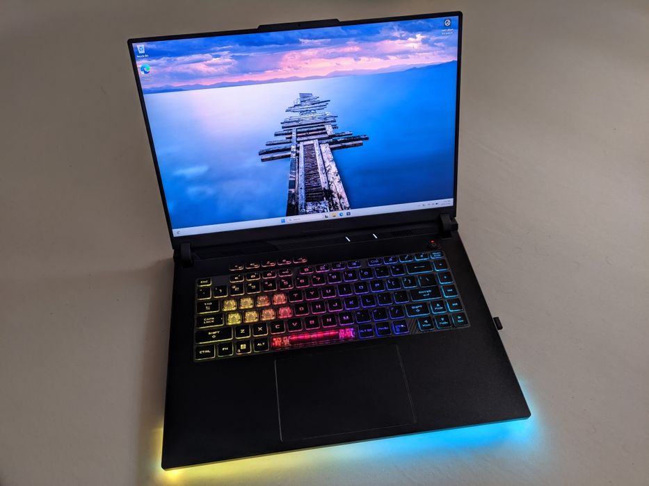 Laptop Gaming Asus G614JV i9 13980HX 16GB RTX 4060 8GB 1TB